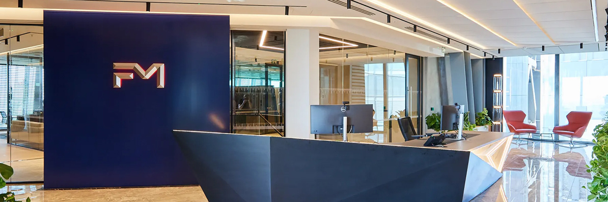 Find and office hero banner - desktop